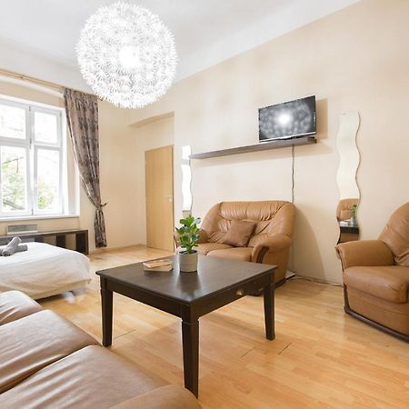 Premier Apartments Near The Museum Praha Bagian luar foto